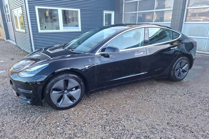 undefined Tesla Model 3 fra 2019