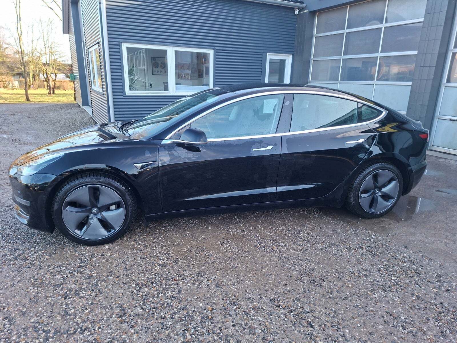 undefined Tesla Model 3 fra 2019