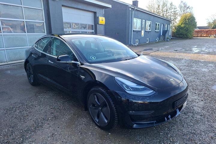 undefined Tesla Model 3 fra 2019