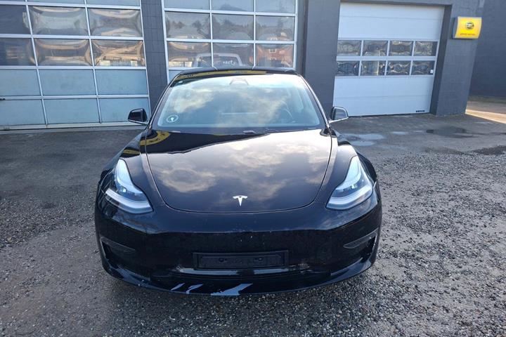 undefined Tesla Model 3 fra 2019