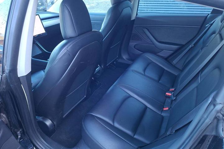 undefined Tesla Model 3 fra 2019