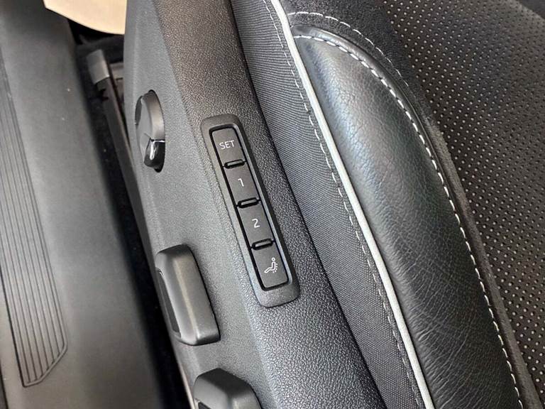 Skoda Enyaq 80x iV Sportline