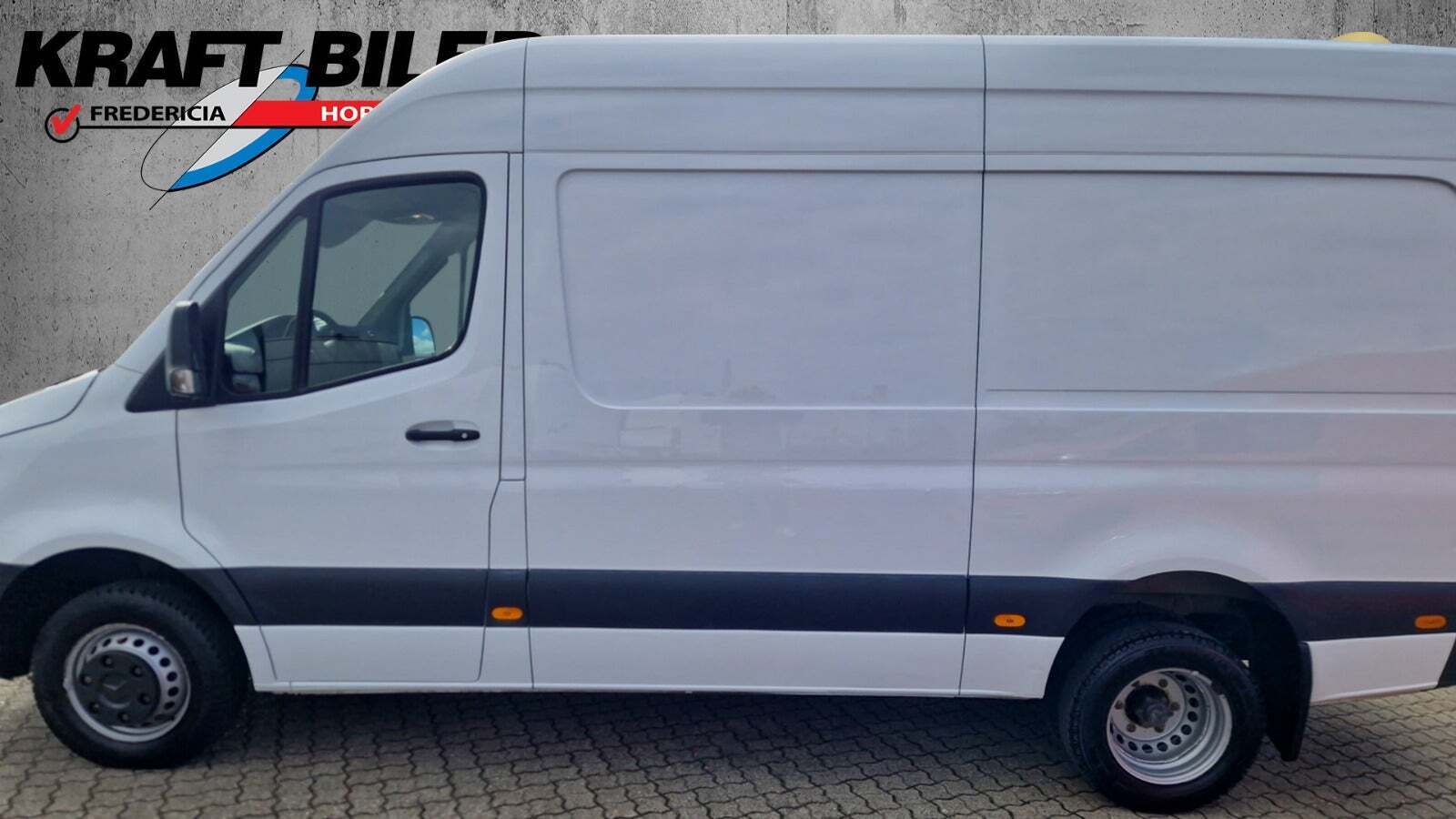 Mercedes Sprinter 516 2,2 CDi A2 Kassevogn aut. RWD