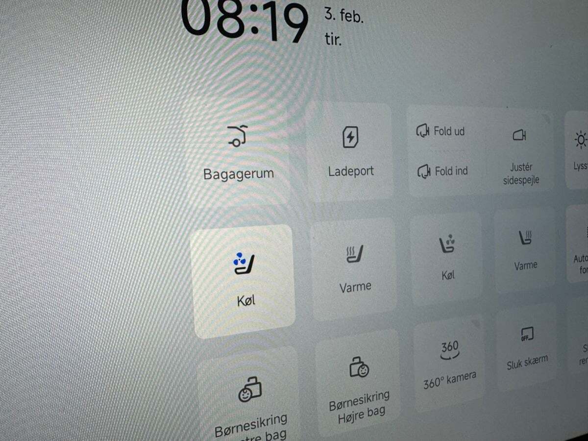 Sort Xpeng G6 fra 2024