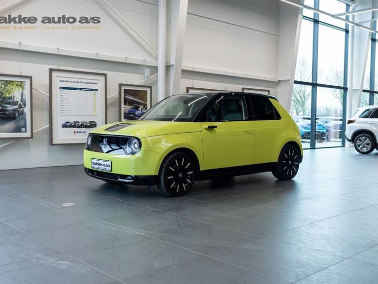 Honda e EL Advance CVT 154HK 5d Aut.