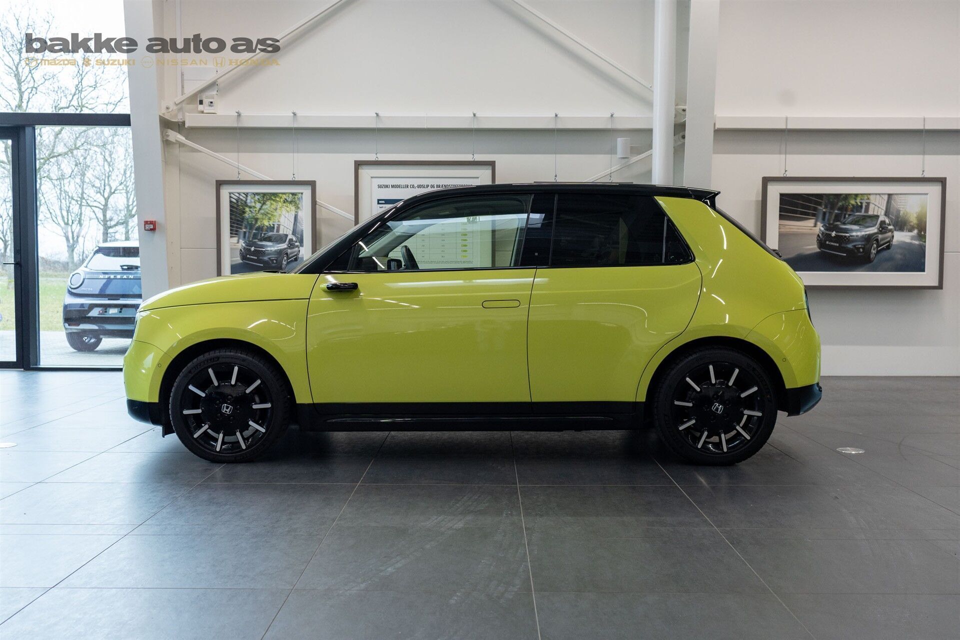 Honda e EL Advance CVT 154HK 5d Aut.