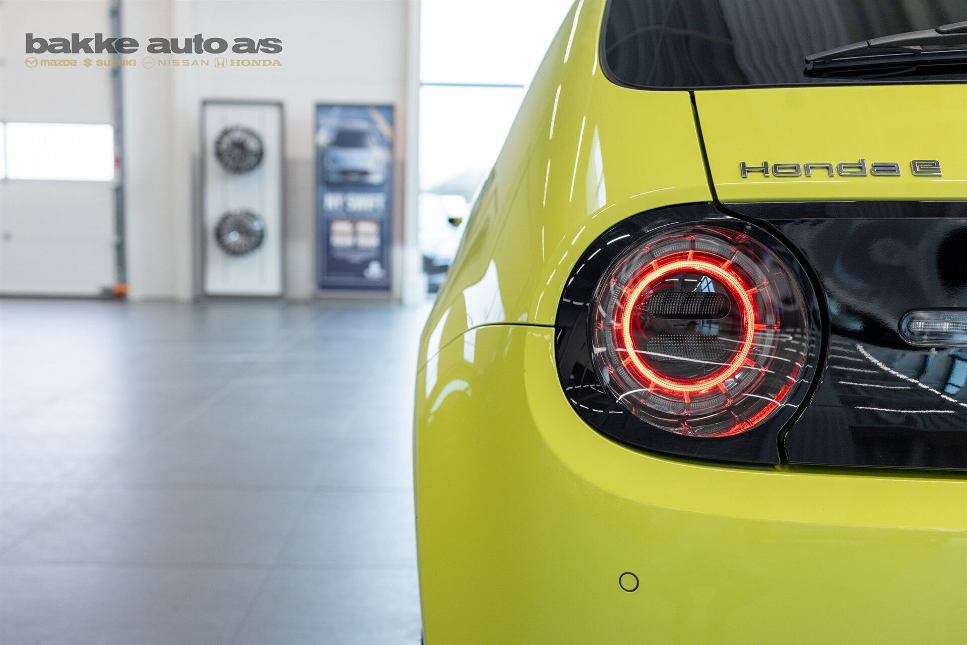 Honda e EL Advance CVT 154HK 5d Aut.