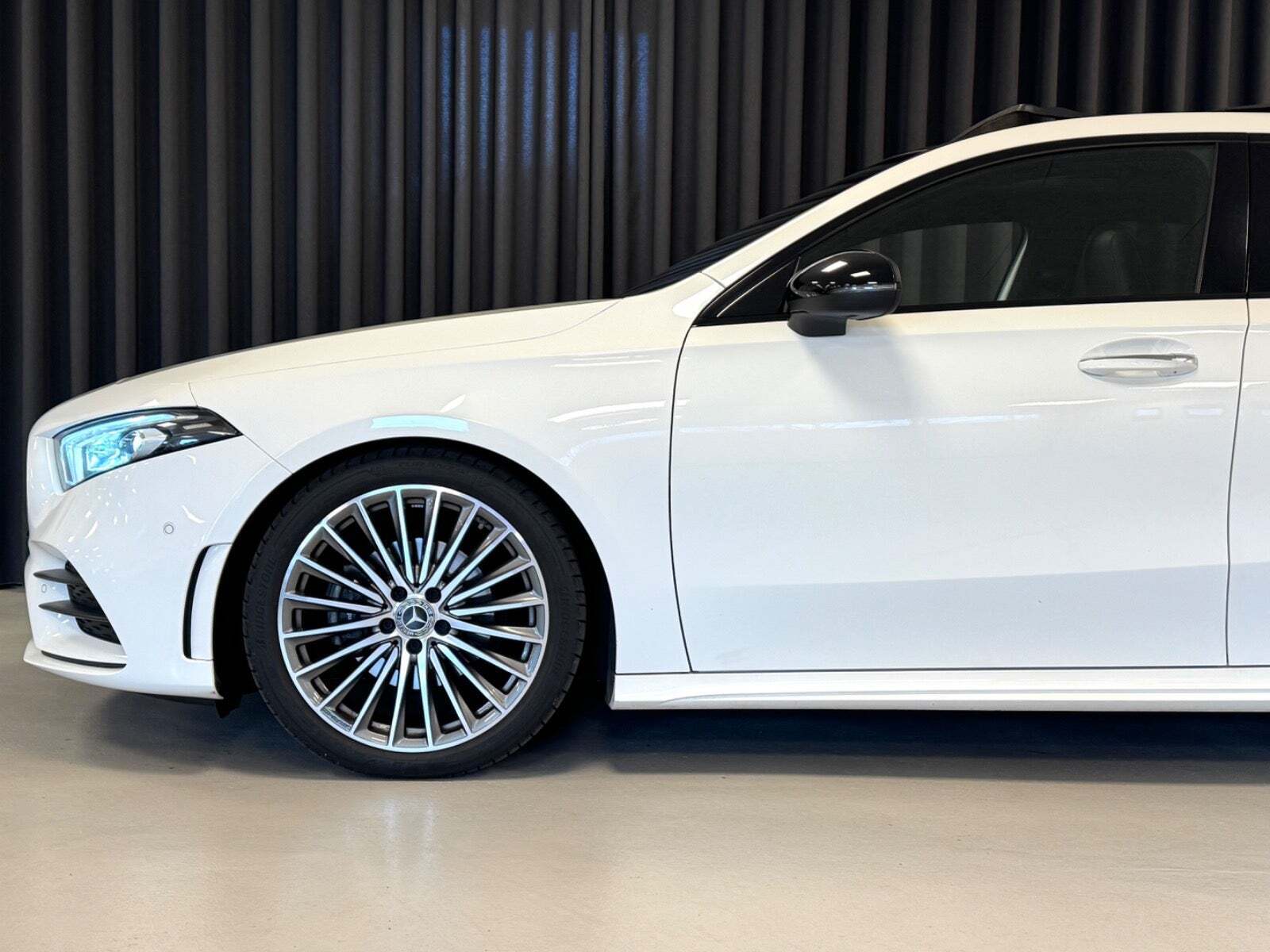 Hvid Mercedes A200 fra 2020