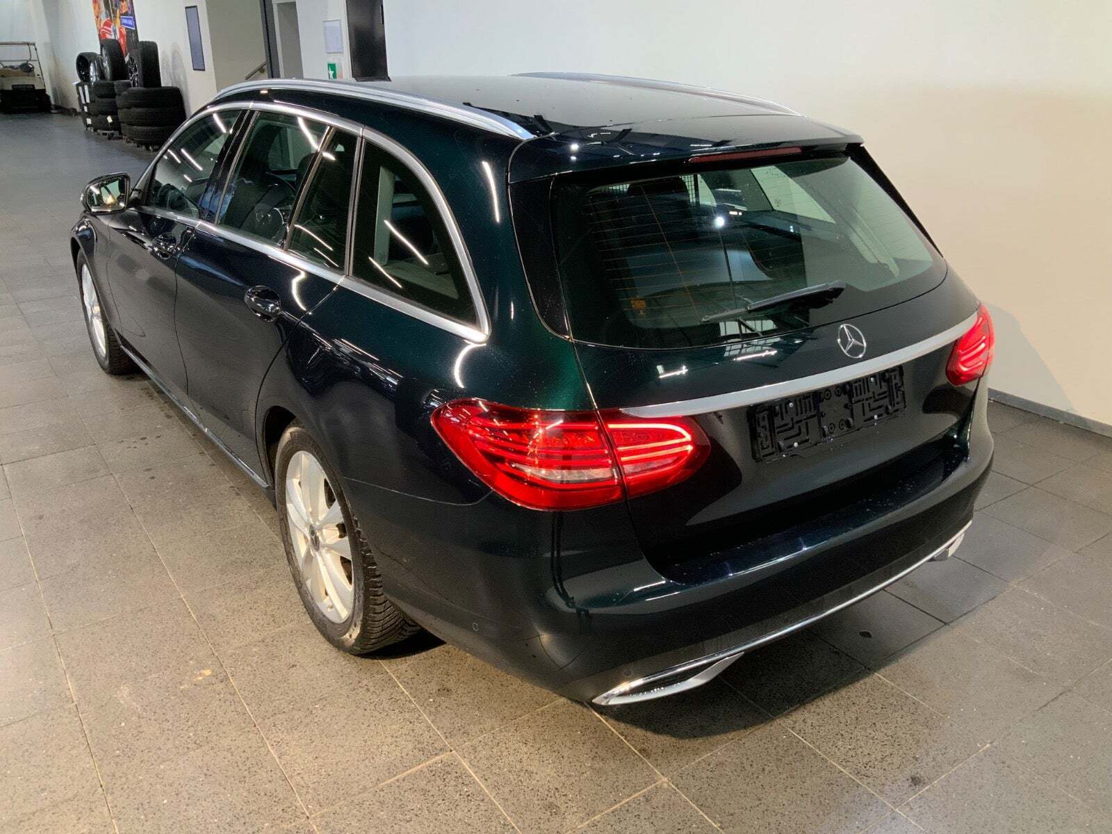 Mercedes C200 1,5 Advantage stc. aut.