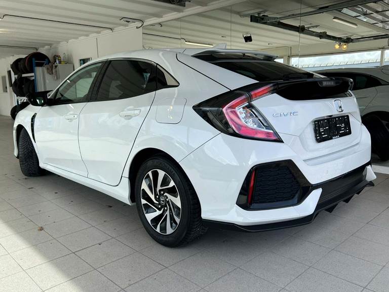 Honda Civic 1,0 VTEC Turbo Elegance CVT
