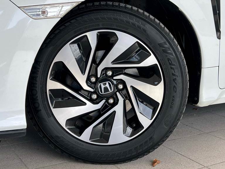 Honda Civic 1,0 VTEC Turbo Elegance CVT