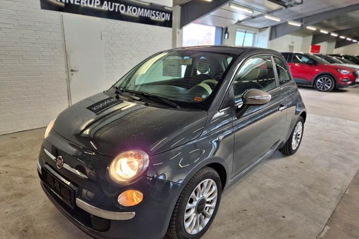 Grå Fiat 500 fra 2015
