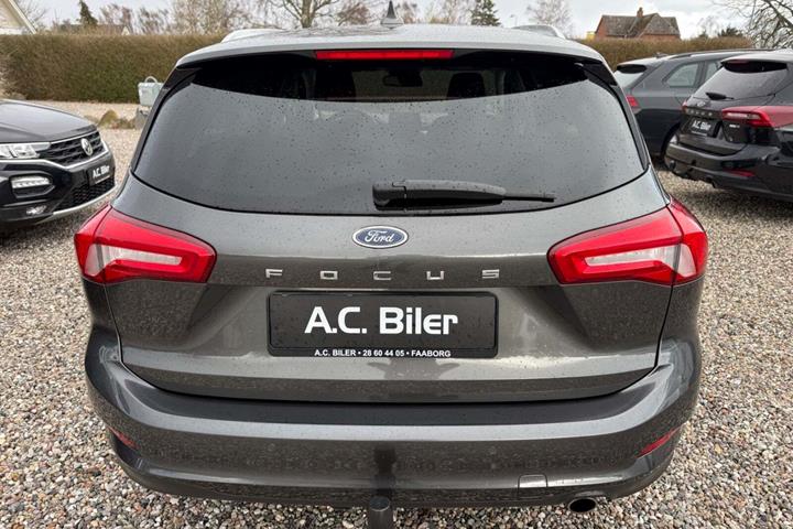 Sort Ford Focus fra 2020