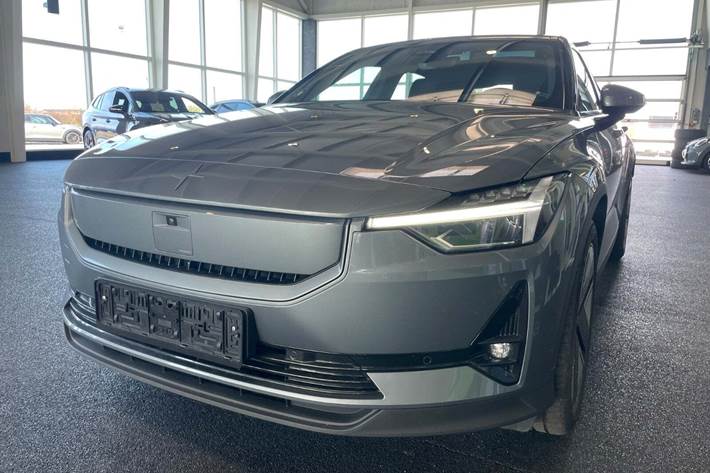 Grå Polestar 2 fra 2025