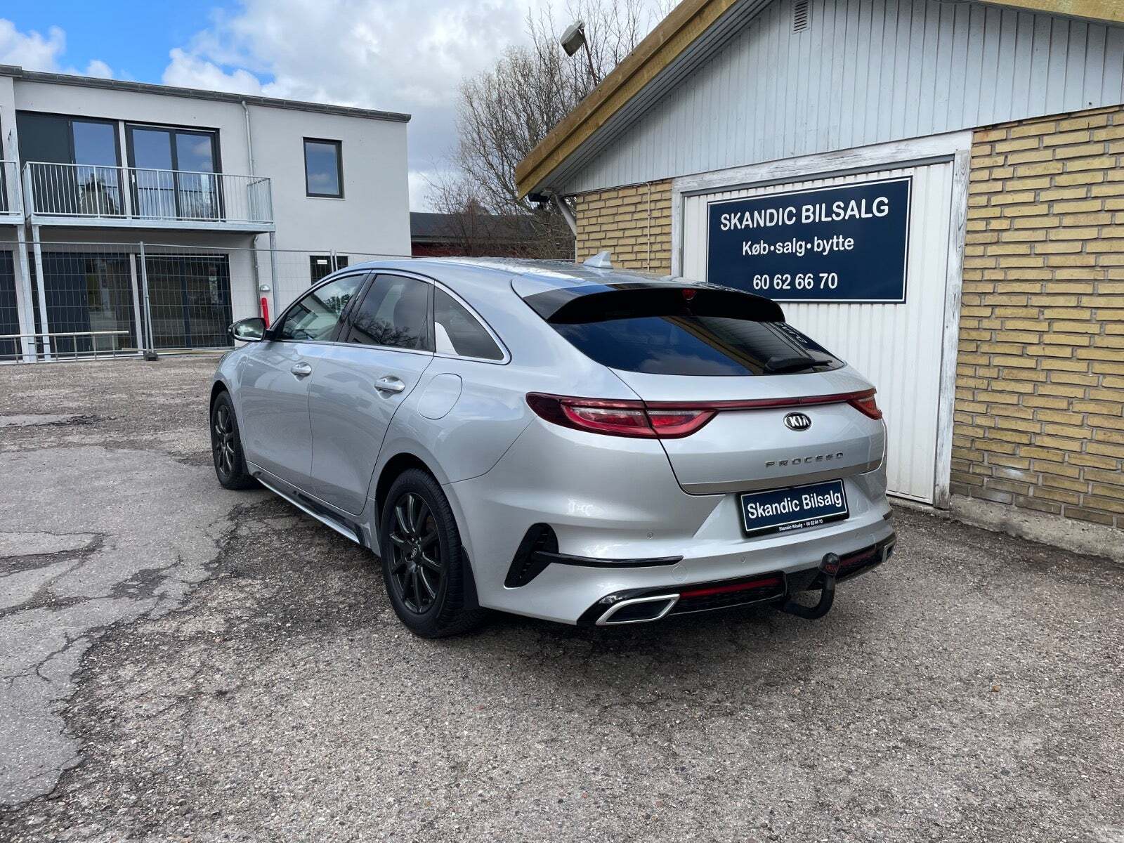 Sølv Kia ProCeed fra 2019