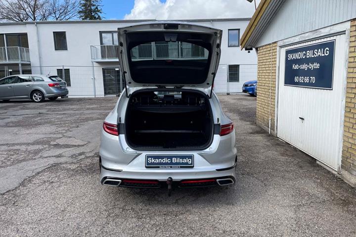 Sølv Kia ProCeed fra 2019