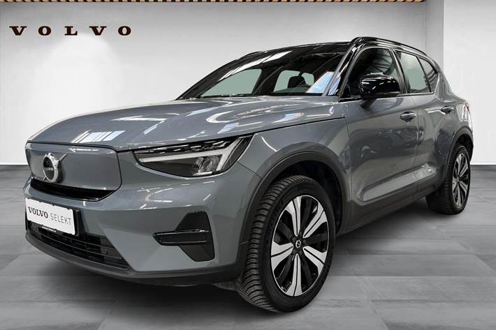 Grå Volvo XC40 fra 2022
