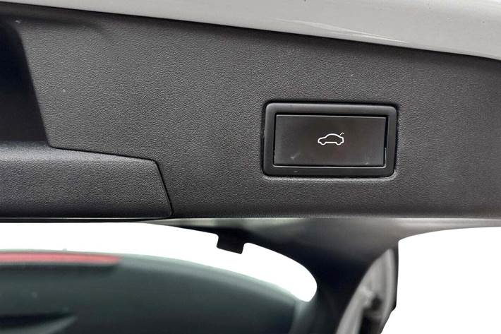 Hvid VW ID.4 fra 2023