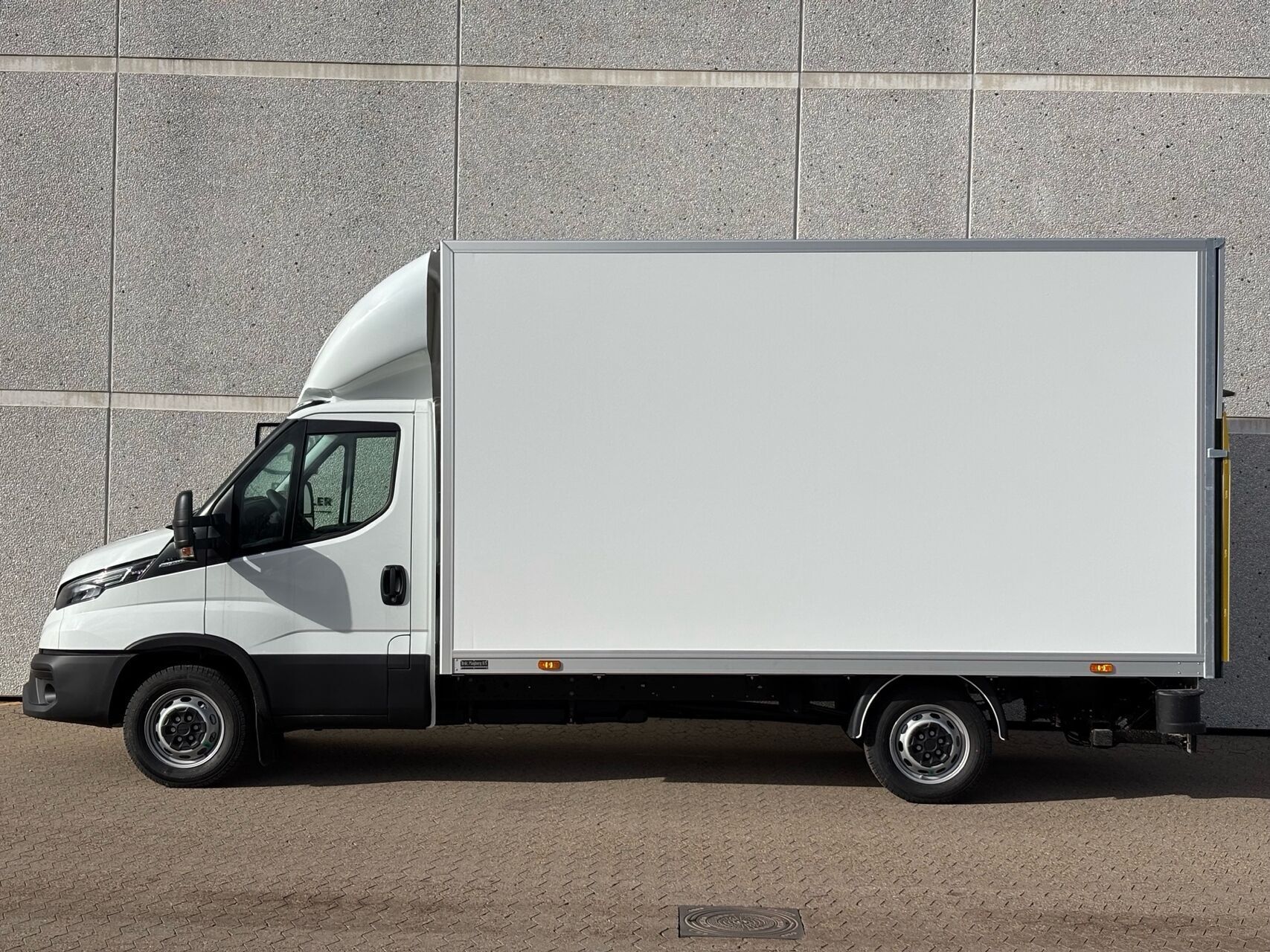 Iveco Daily 2,3 35S16 4100mm D 156HK Ladv./Chas. 8g Aut.