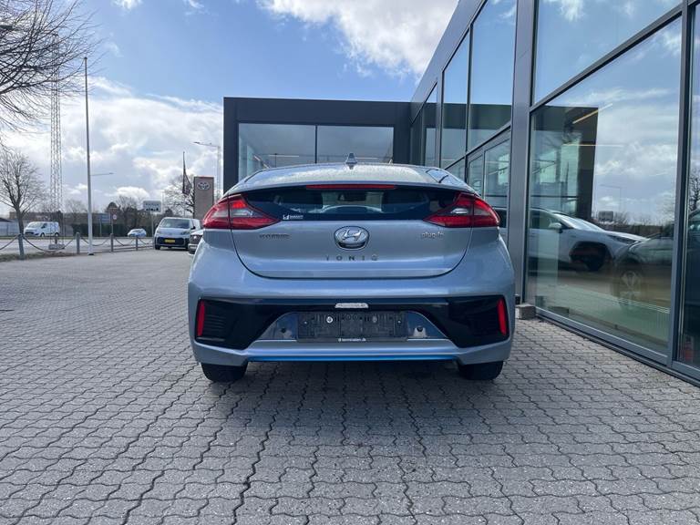 Hyundai Ioniq 1,6 GDI Plugin-hybrid Limited Edition plug-in 141HK 5d 6g Aut.