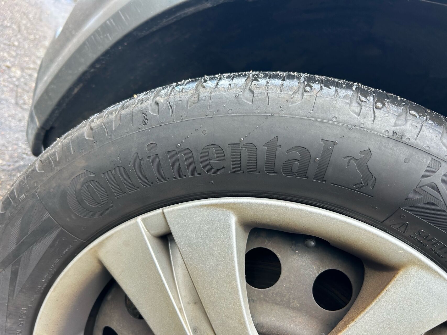 Sort Kia Ceed fra 2010