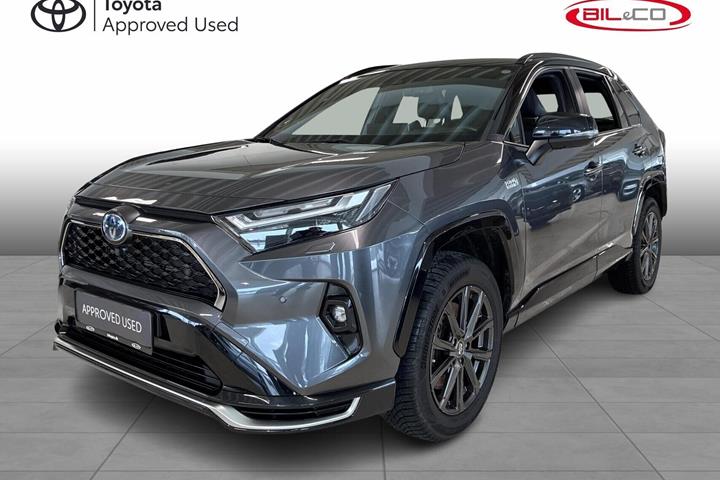 Grå Toyota RAV4 Plug-in fra 2022 set udefra