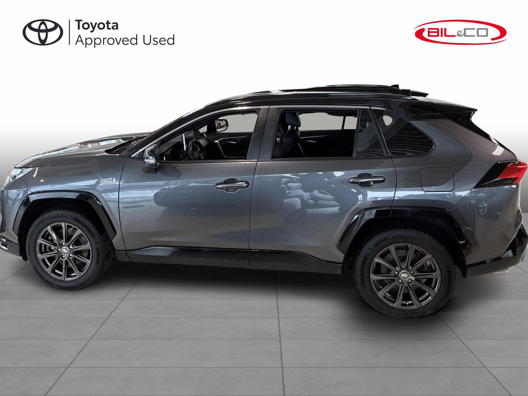 Grå Toyota RAV4 Plug-in fra 2022
