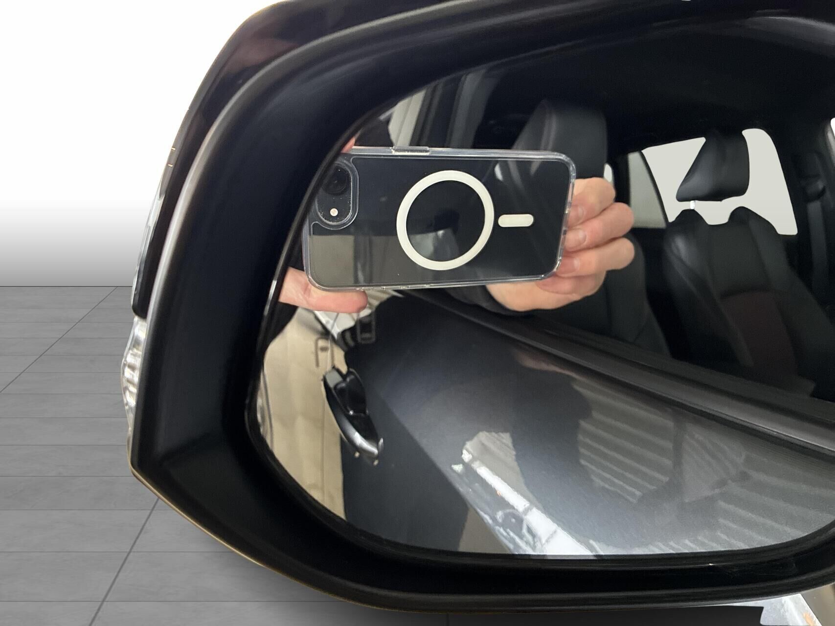 Grå Toyota RAV4 Plug-in fra 2022