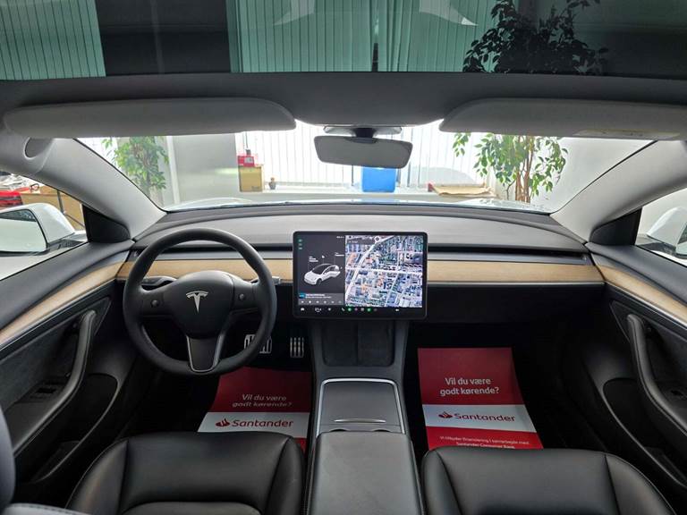 Tesla Model 3 Standard Range+ RWD