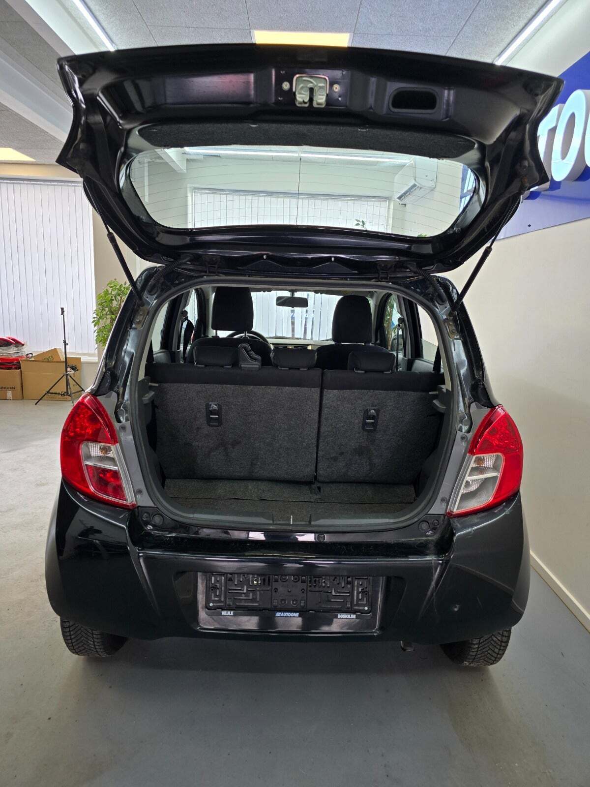 Sort Suzuki Celerio fra 2015