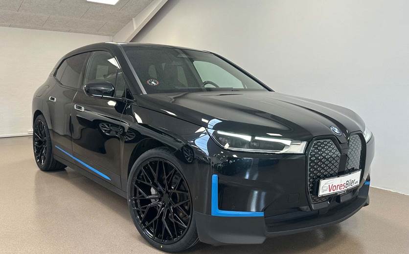BMW iX xDrive40