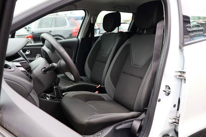 Hvid Renault Clio IV fra 2018