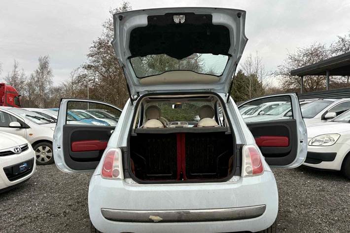 Blå Fiat 500 fra 2009