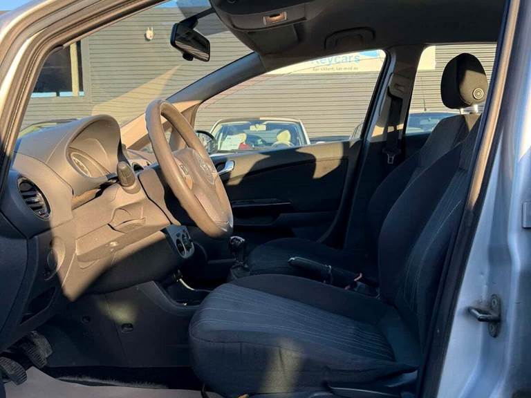 Opel Corsa 1,4 16V Enjoy