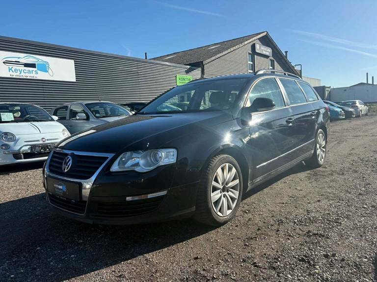 VW Passat 2,0 FSi Trendline Variant