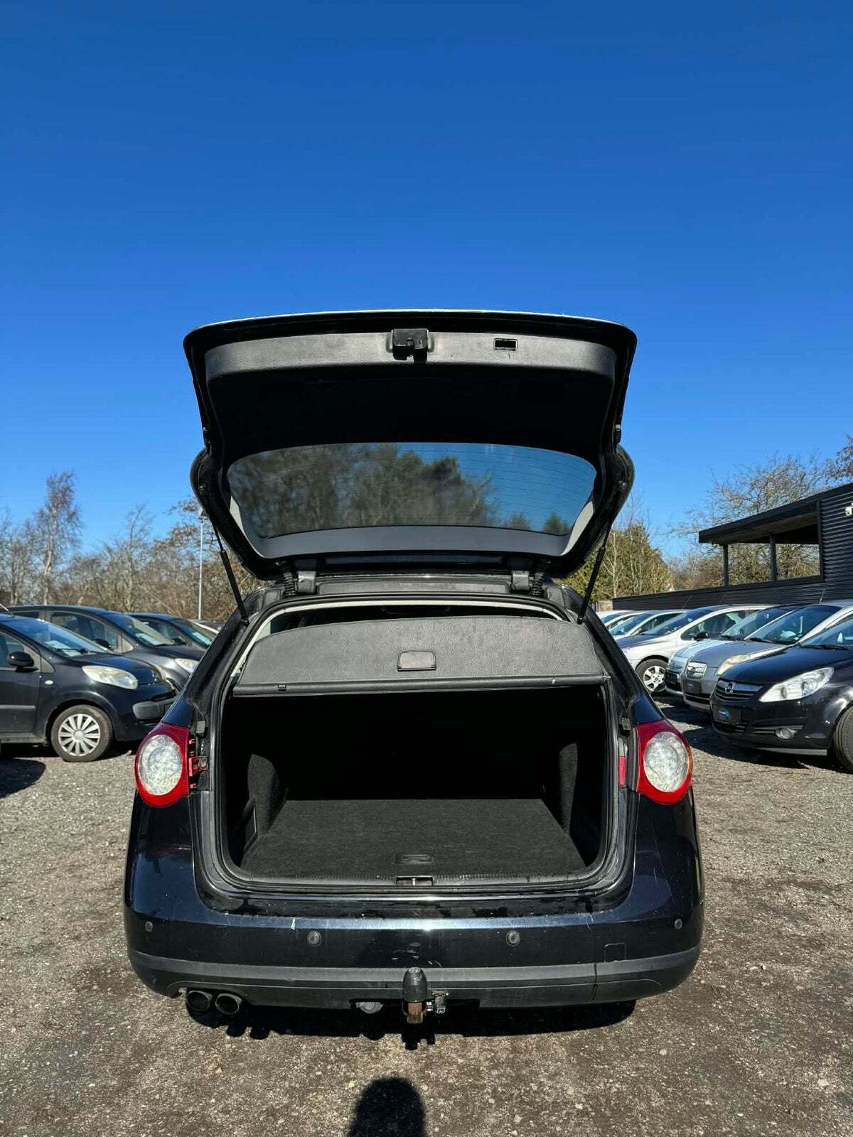 Sort VW Passat fra 2007