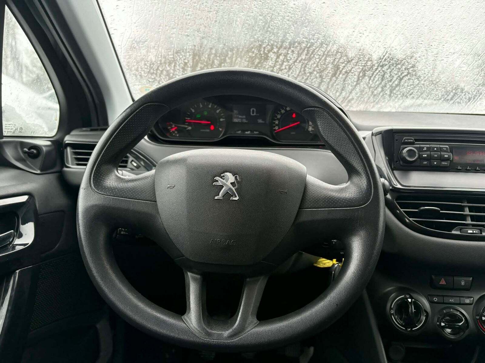 Peugeot 208 1,0 VTi Access
