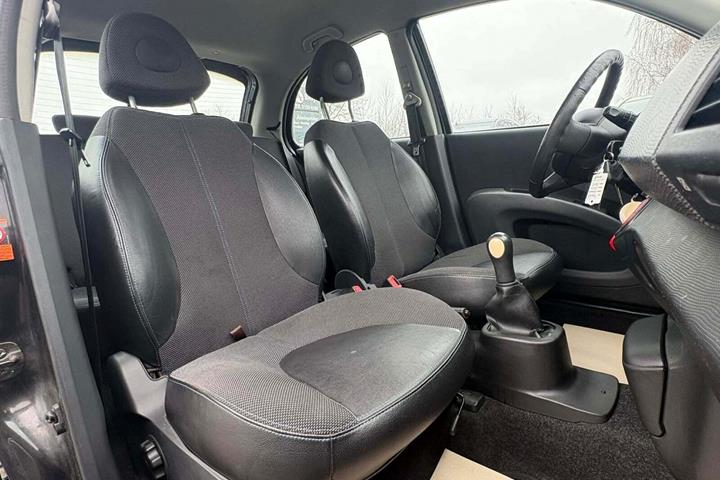 undefined Nissan Micra fra 2005