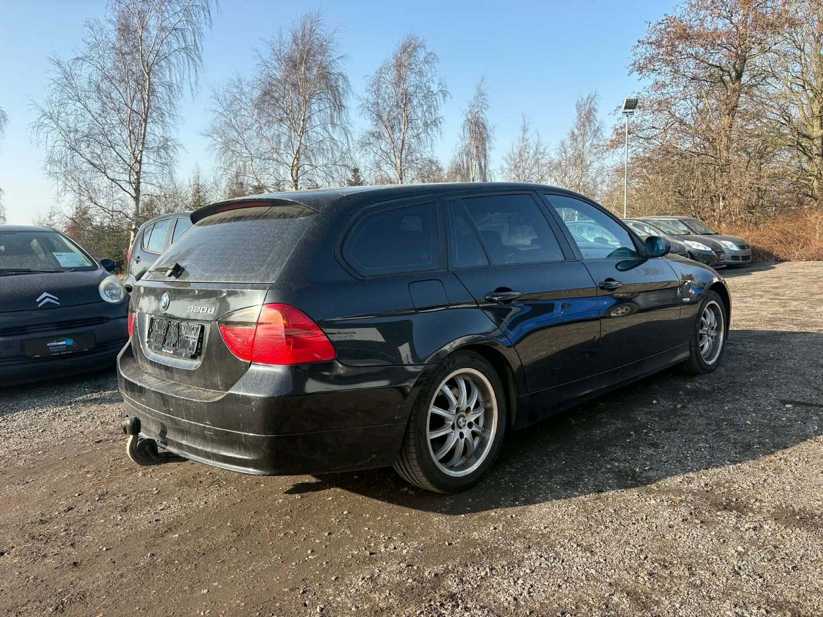Sort BMW 320d fra 2007