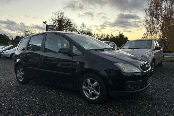 Blå Ford Focus C-MAX fra 2004