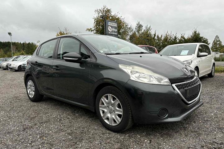 undefined Peugeot 208 fra 2012