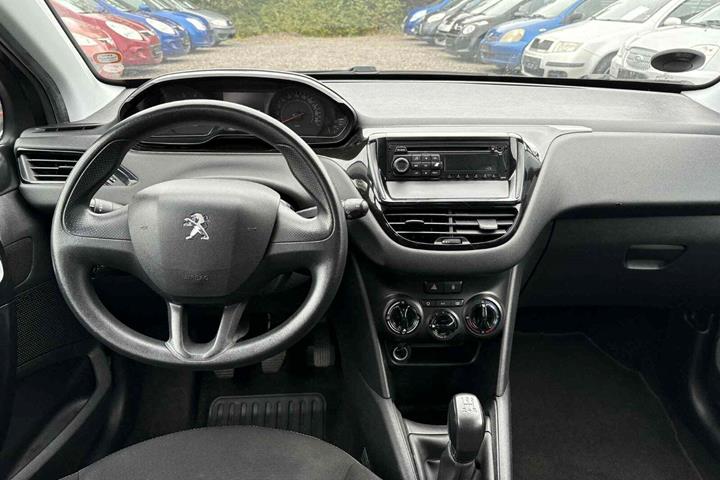 undefined Peugeot 208 fra 2012