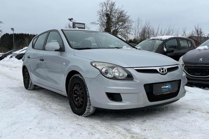 undefined Hyundai i30 fra 2009 set udefra