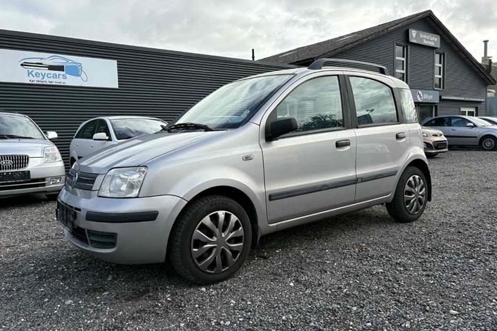 undefined Fiat Panda fra 2004 set udefra