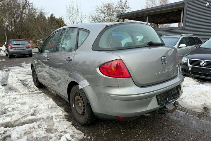 Grå Seat Toledo fra 2007