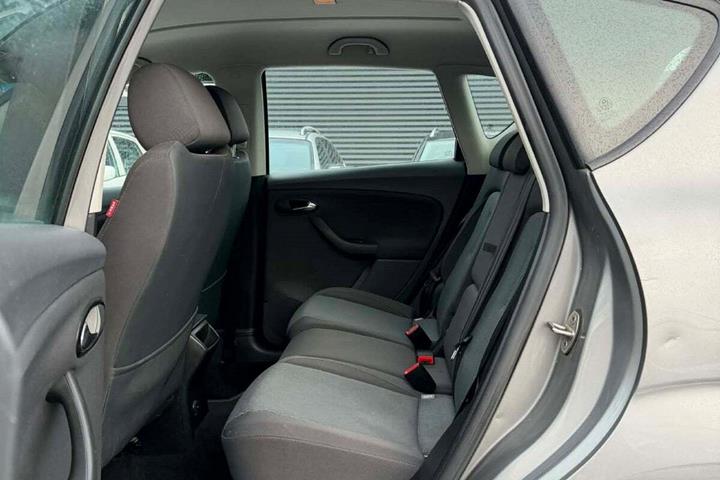 Grå Seat Toledo fra 2007