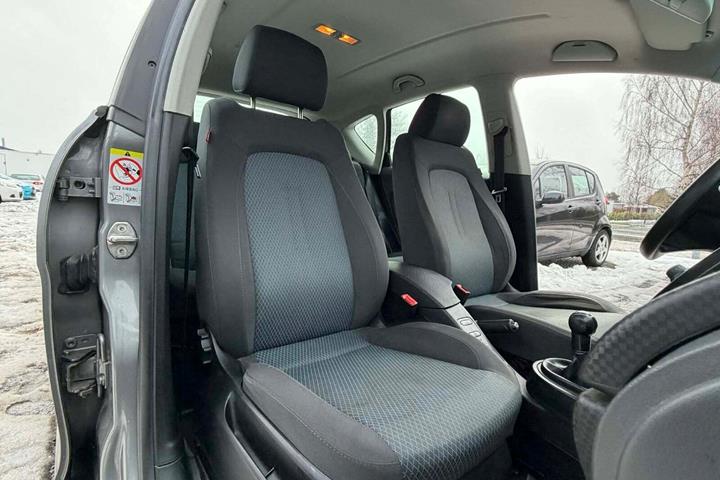 Grå Seat Toledo fra 2007