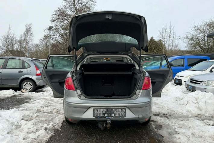 Grå Seat Toledo fra 2007