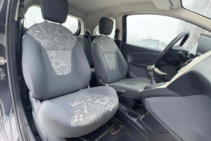 Sort Ford Ka fra 2010