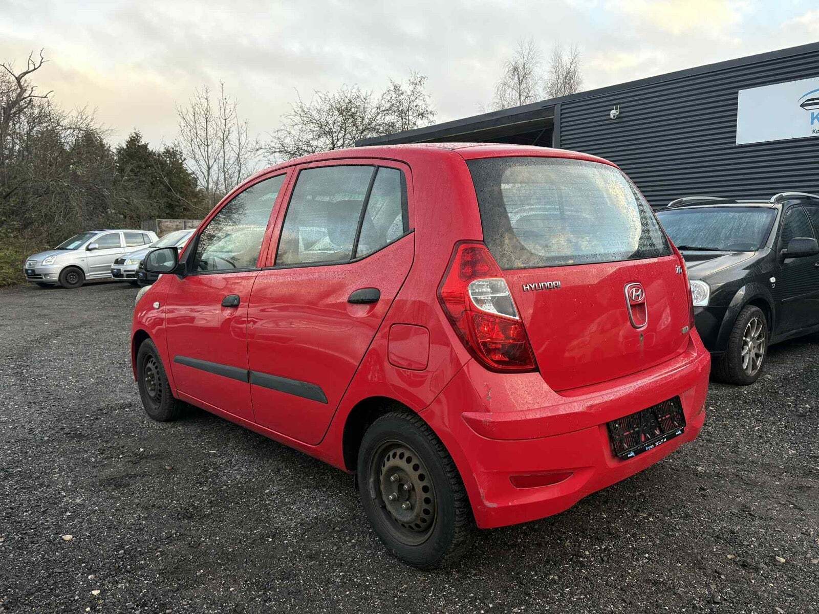 Rød Hyundai i10 fra 2012